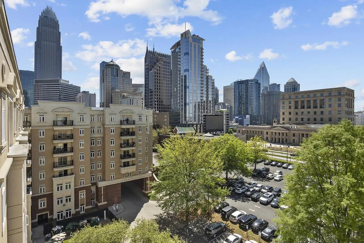 Beautiful Blue Spacious Free Parking View Gym Charlotte 0*,